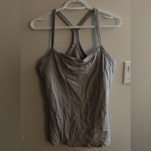 Aritzia Women’s Gray Scoop Neck Tank Top